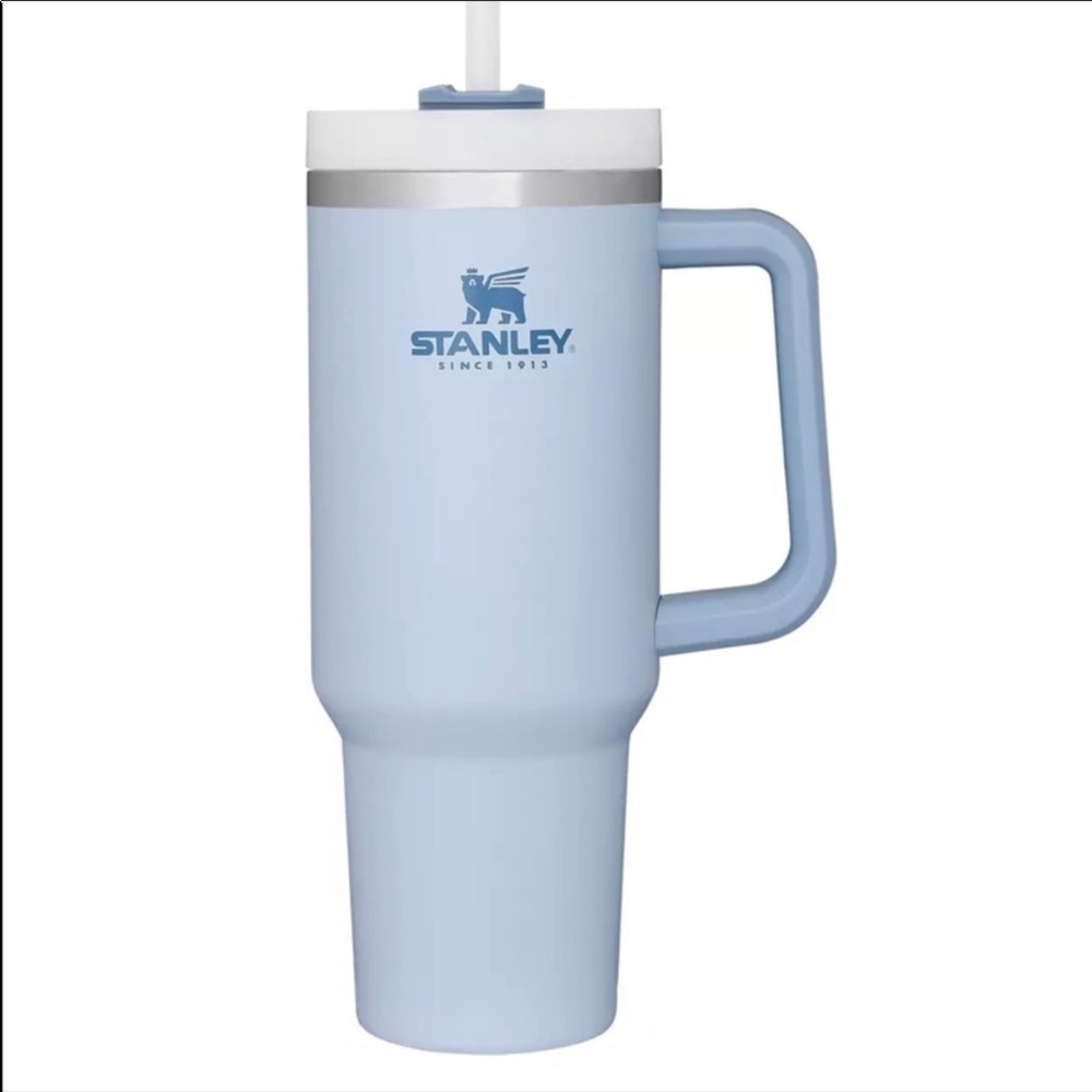 Stanley 40oz Quencher in Chambray